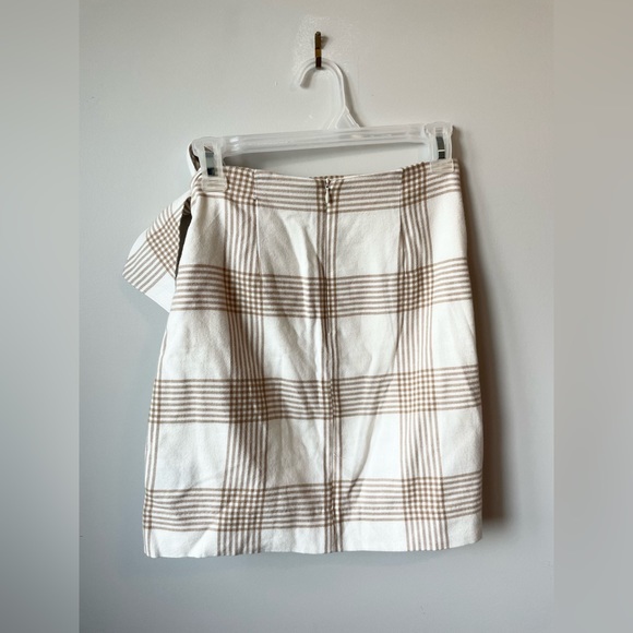 Cream and Brown Wrap Across Skirt - Picture 2 of 3